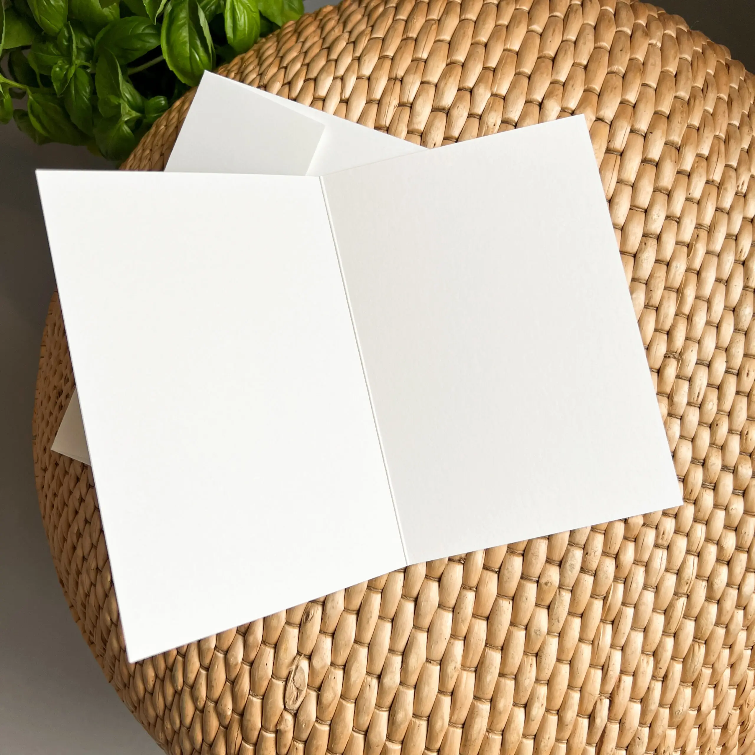 Wenskaart Lucky Letters Love 2 Wenskaart binnenkant