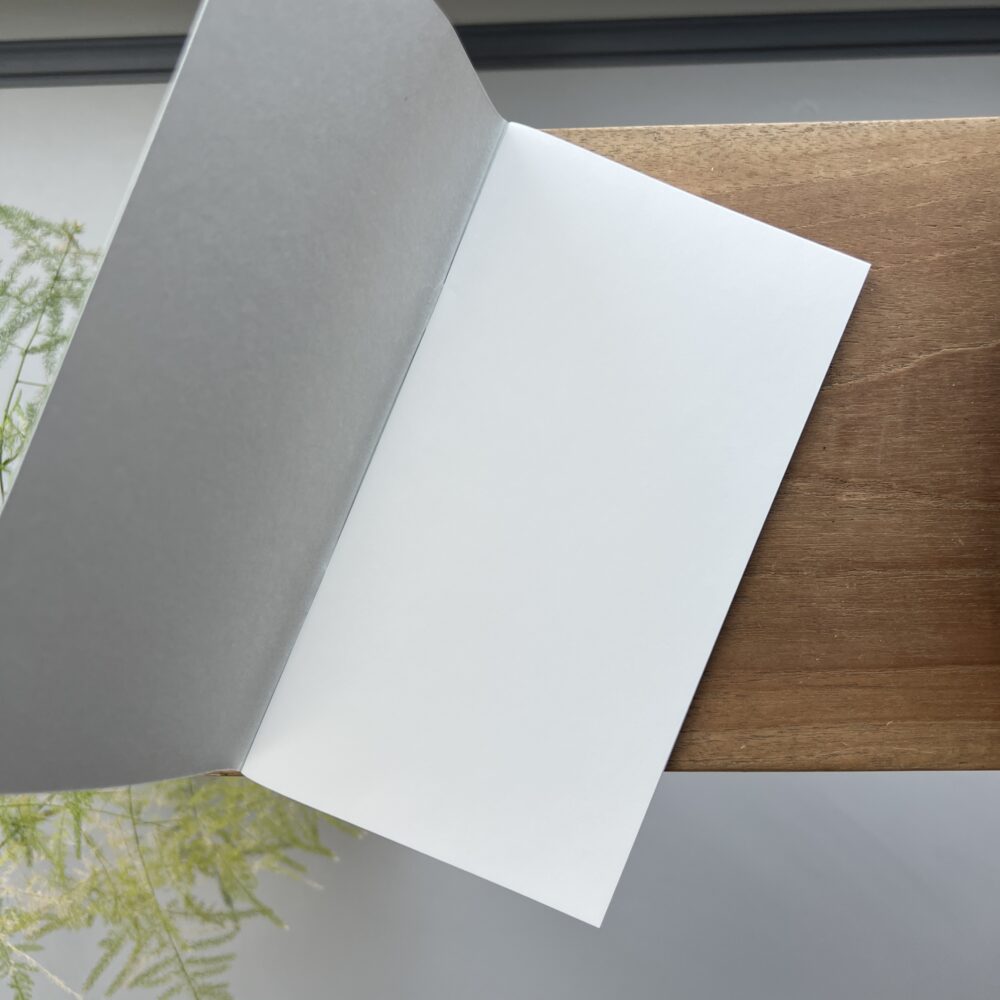 Minimalistisch notitieboek grijs