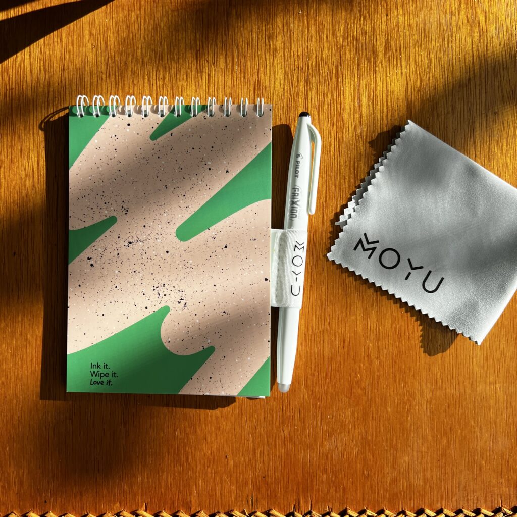 Uitwisbaar notitieboekje A6 Flashy Moss van MOYU in frisgroene kleur